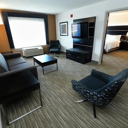 Holiday Inn Express Hotel & Suites Grand Forks By Ihg Esterno foto