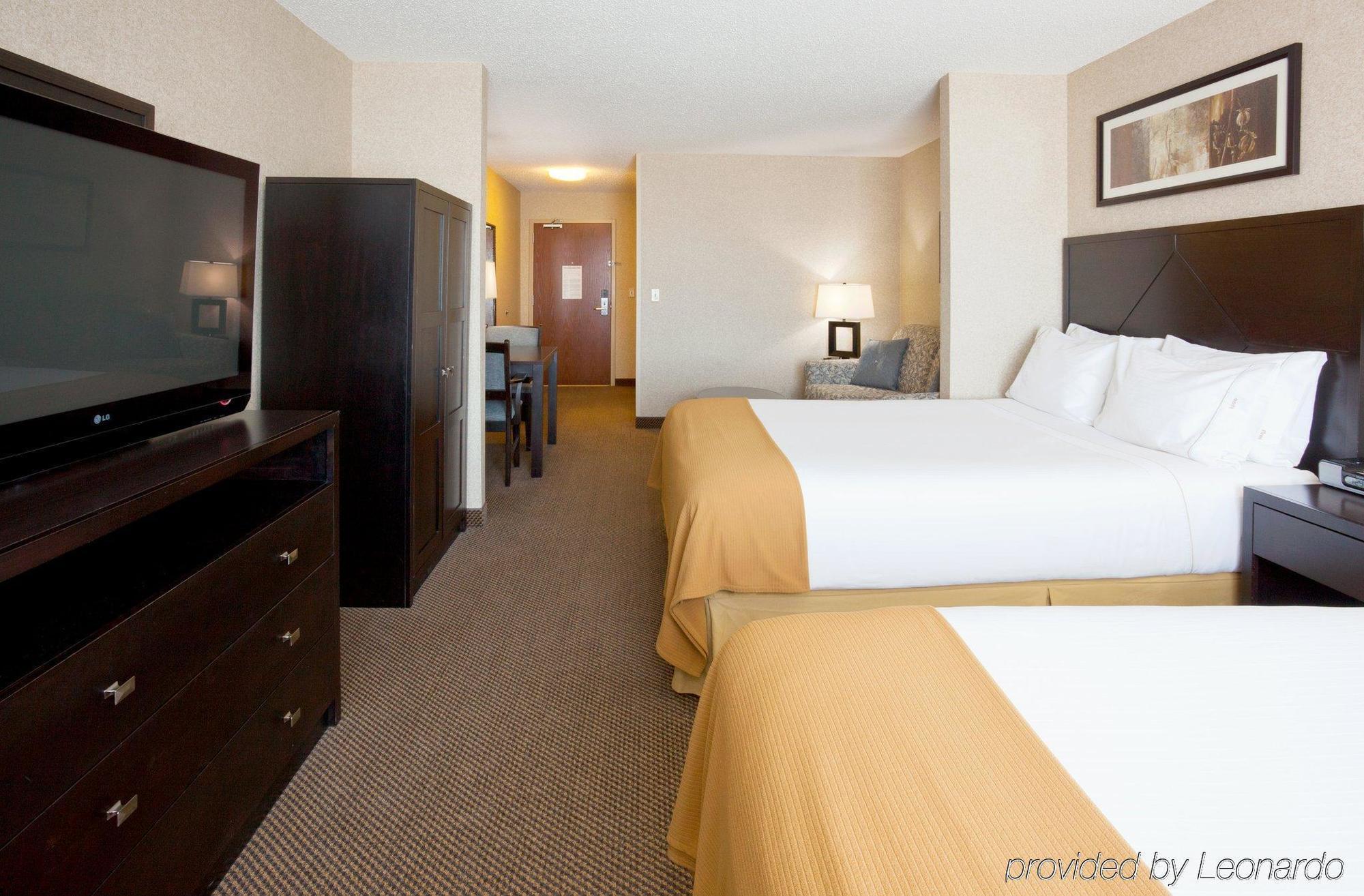 Hotel Express & By Ihg 2*