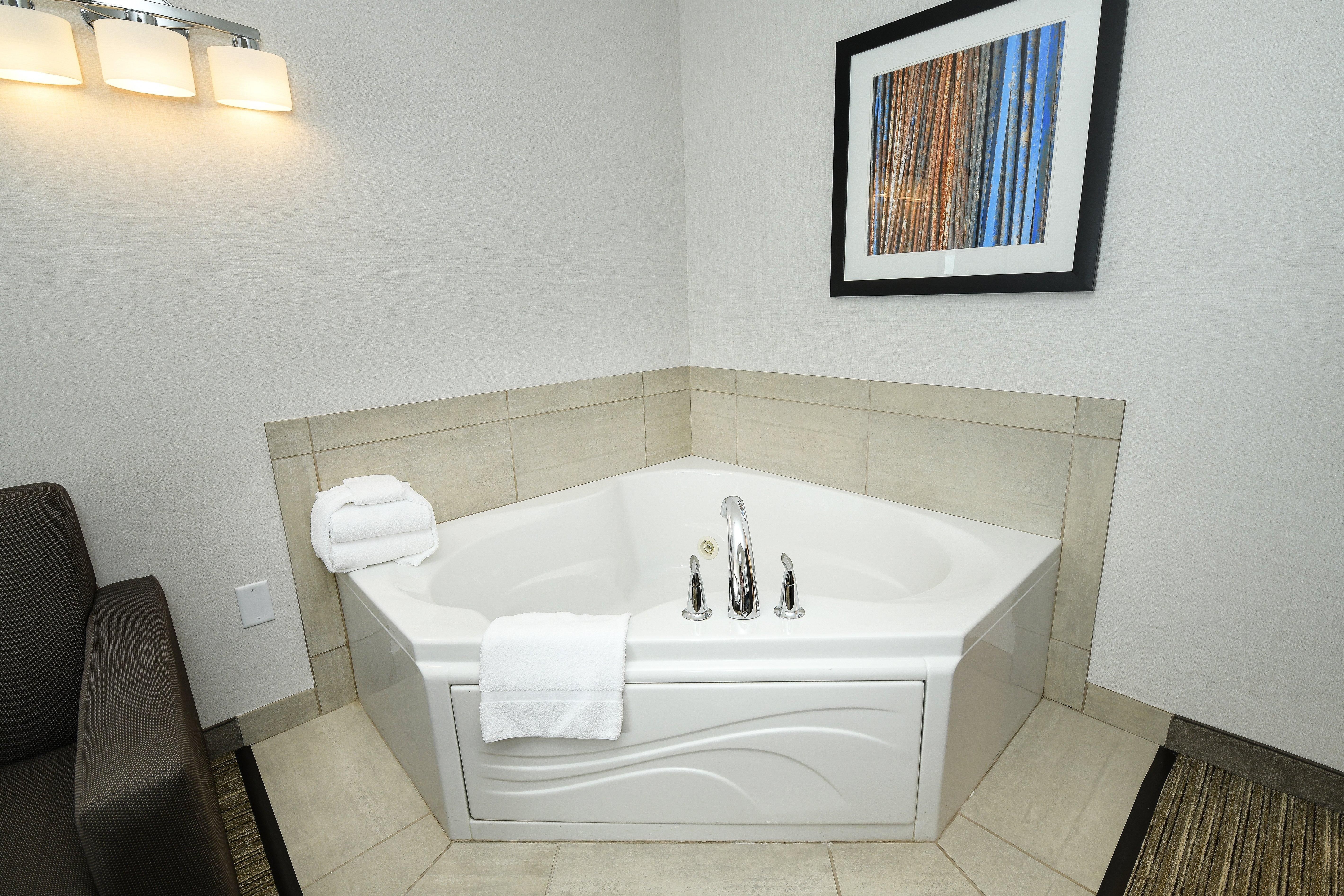 Express & By Ihg Hotel